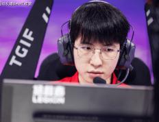 亚运会lol：韩国2-0中国，晋级决赛杀疯了，下路巨大差距